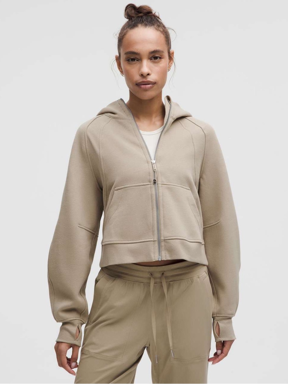 Lululemon Scuba Oversized Full-Zip Hoodie
Tan Jacket sheer oak